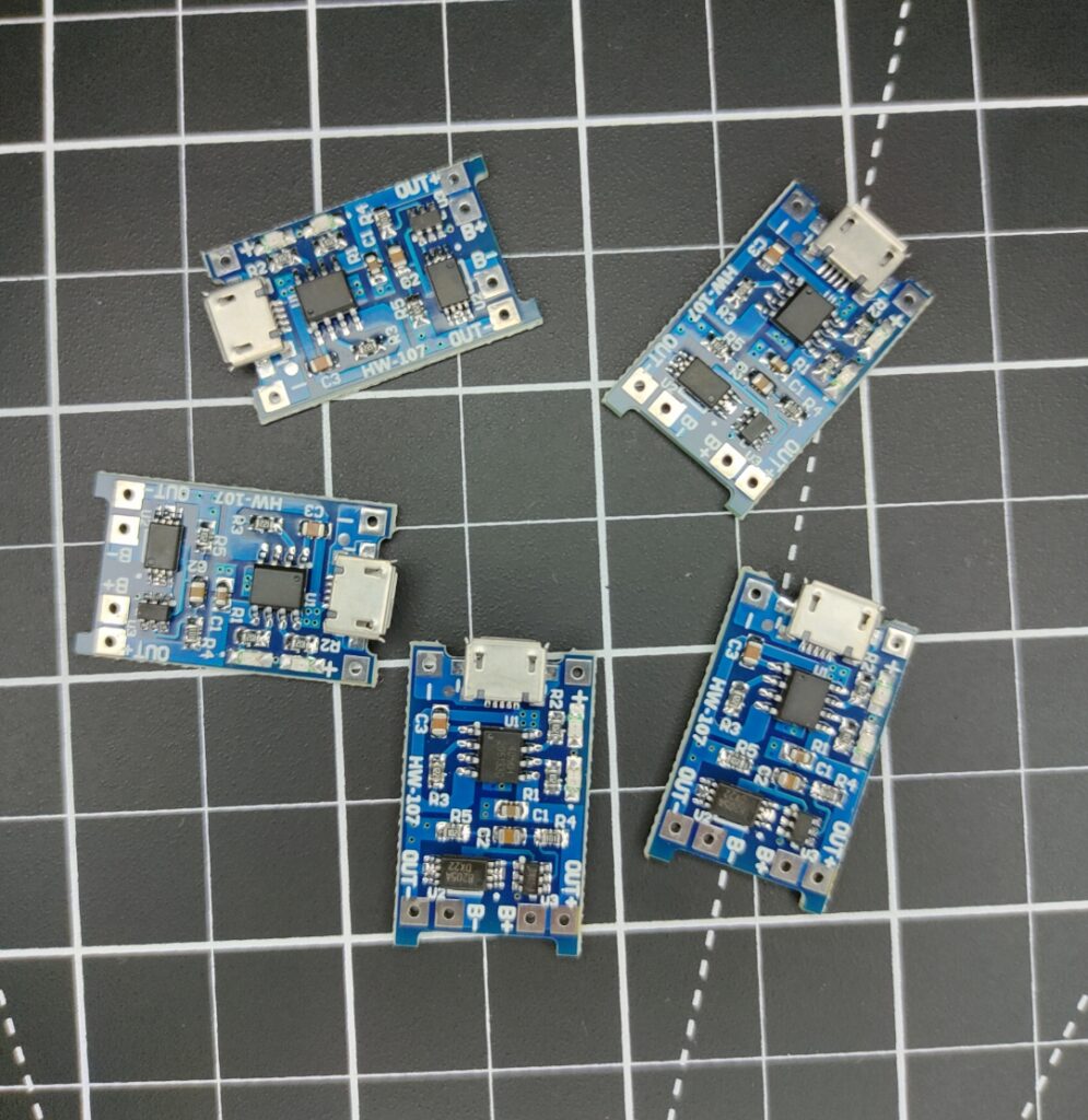Зарядний модуль TP4056 micro USB з функцією захисту (ТП4056 МІКРО ЮСБ)