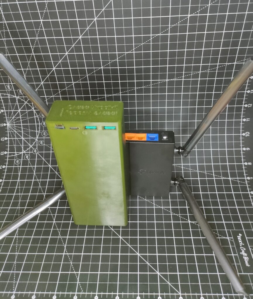 Повербанк 100 Аг (повер банк для роутера) Повербанк 100000 mAh 100 Аг для світла та гаджетів MAXIMUM POWER BataFly (370Wh)