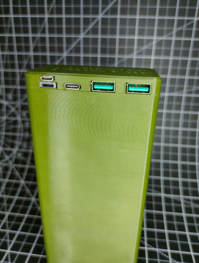 Повербанк великий (Повербанк для айфона 13) Повербанк 100000 mAh 100Аг для роутера MAXIMUM POWER BataFly (370Wh)