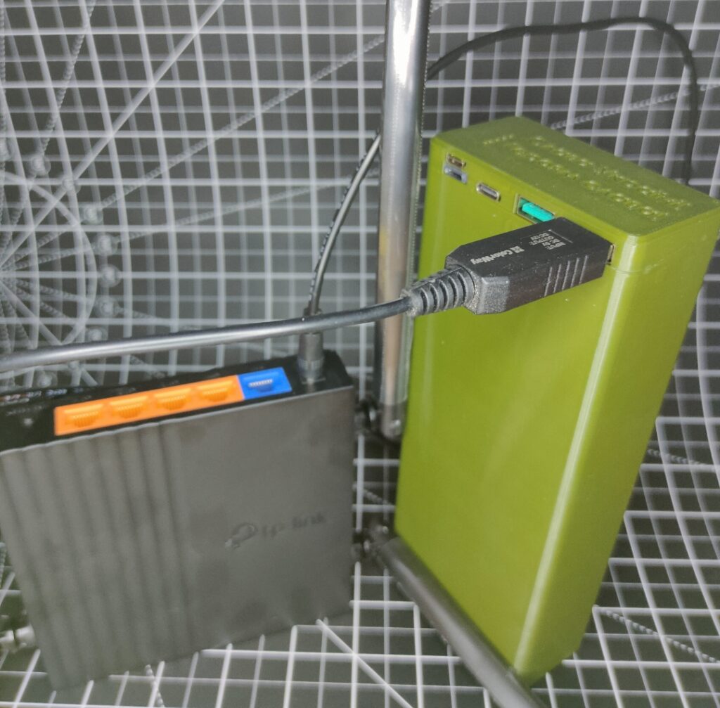 Повербанк для интернета (повербанк на 100000) Повербанк 100000 mAh 100Аг для роутера MAXIMUM POWER BataFly (370Wh)