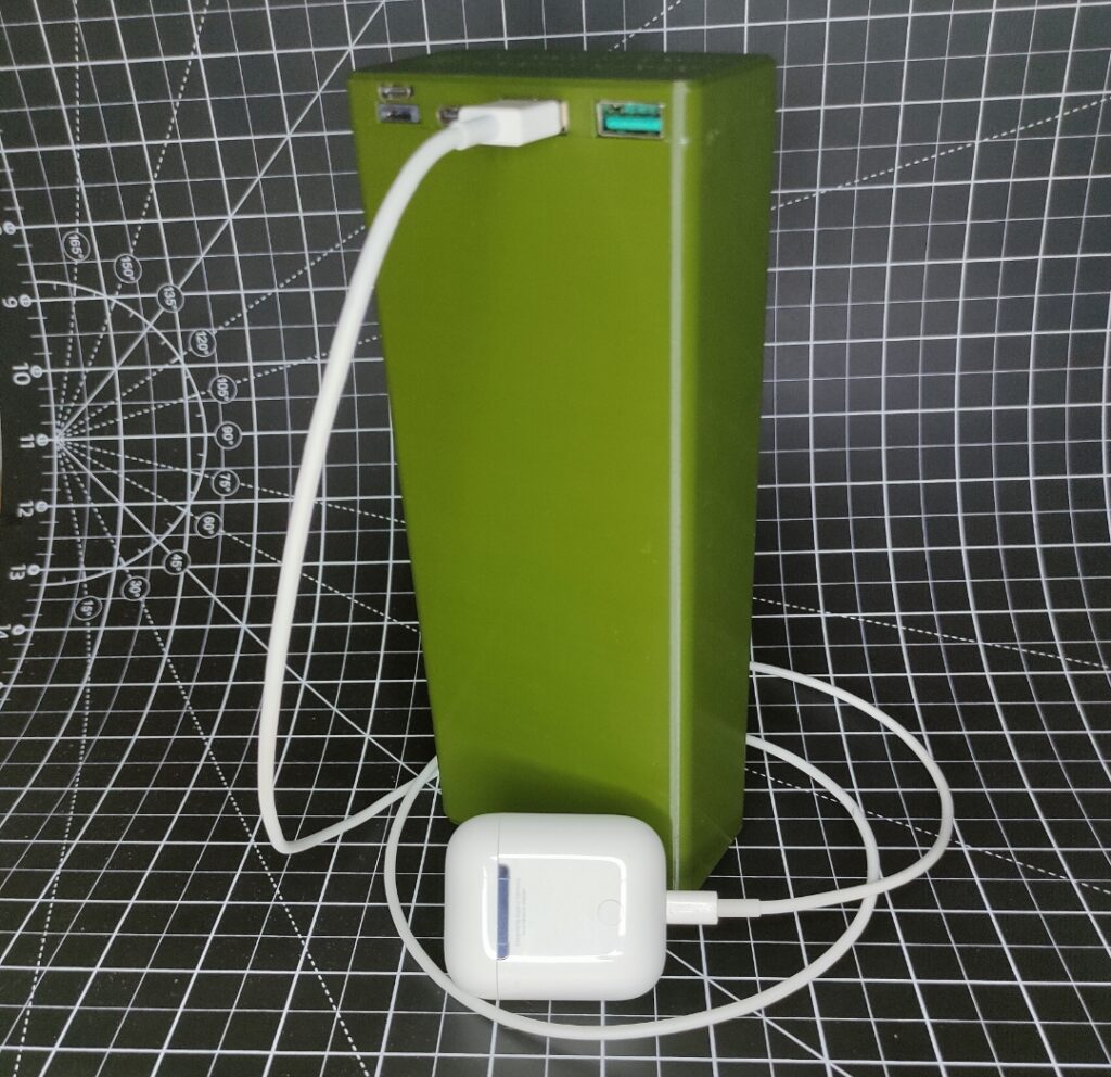 Повербанк 30000 mAh (повербанк з USB-C) Li-ion STANDART POWER BataFly (111Wh) підходить для зарядки смартфонів, планшетів та інших портативних пристроїв Apple